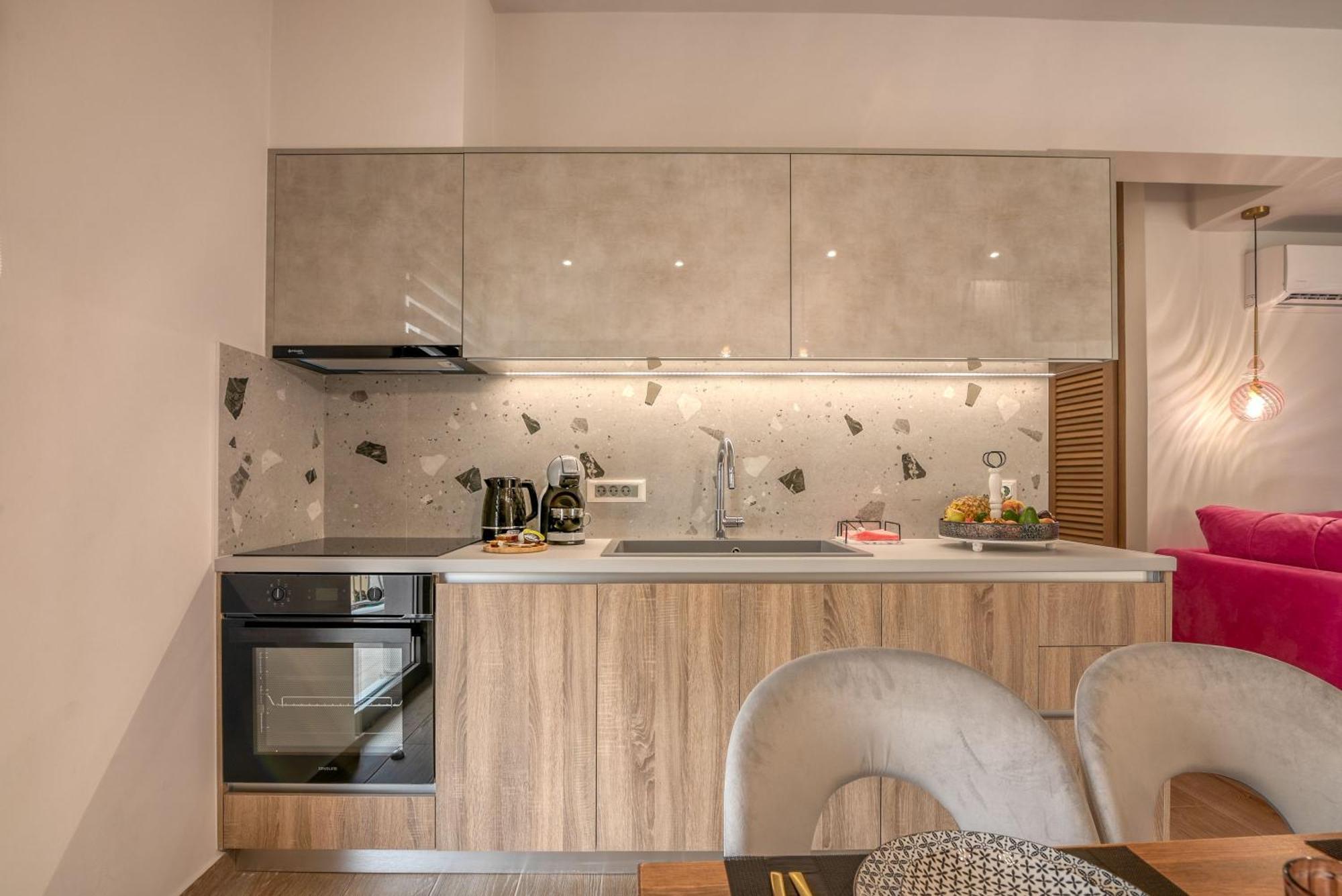 Magnolia Luxury Chania Central Apartments ภายนอก รูปภาพ